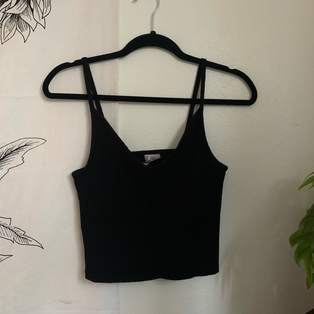 H&M Black Cropped Tanktop